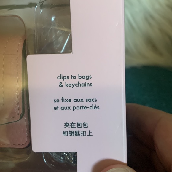 Kate Spade Knott pebbled leather AirPod pro case - Picture 4 of 6